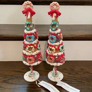 CUPCAKES & CASHMERE SUGARY DONUT CHRISTMAS TREES